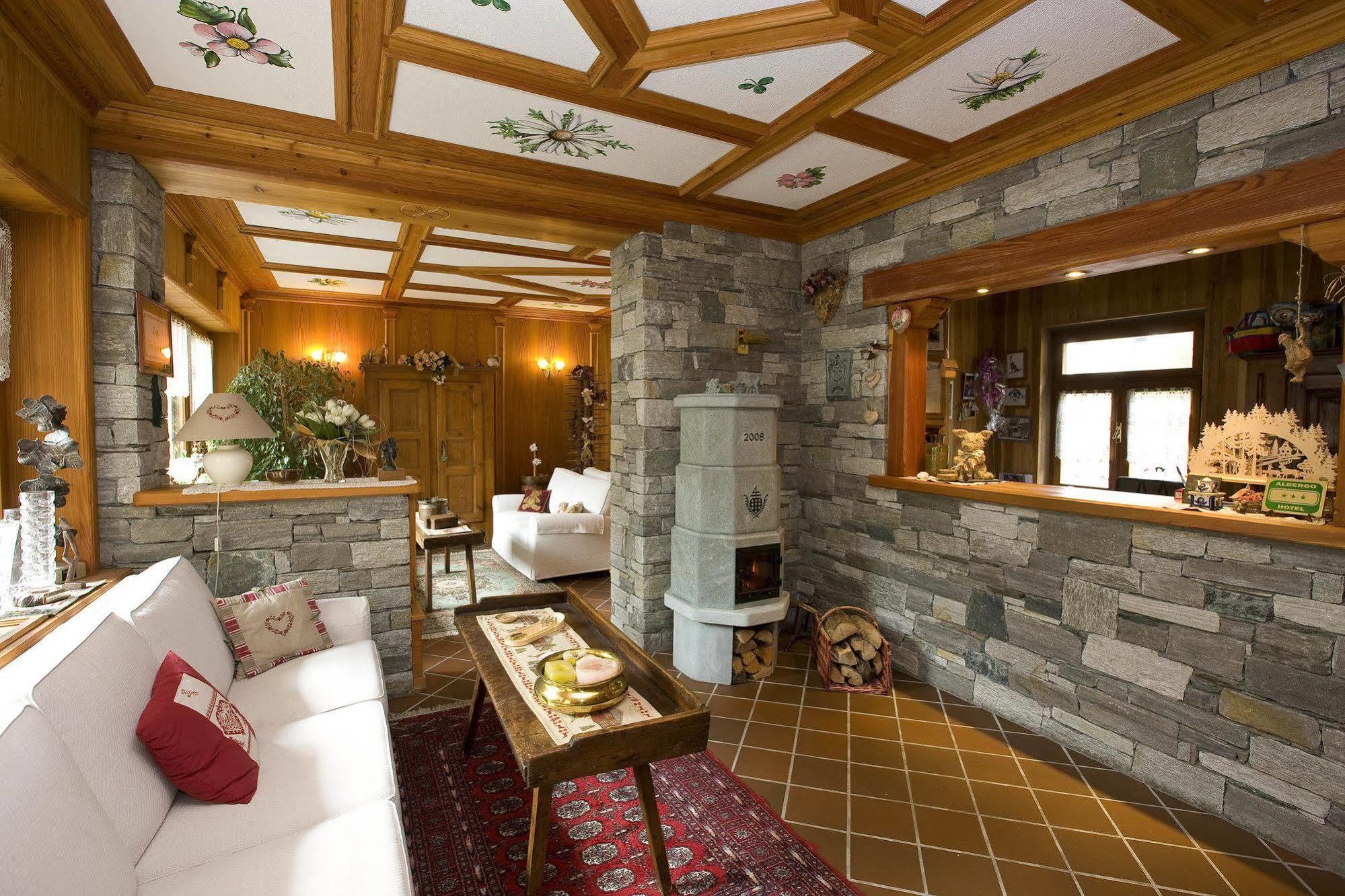 Albergo Alpenrose Ski&Bike Mountain Hotel Gressoney-Saint-Jean Exterior foto
